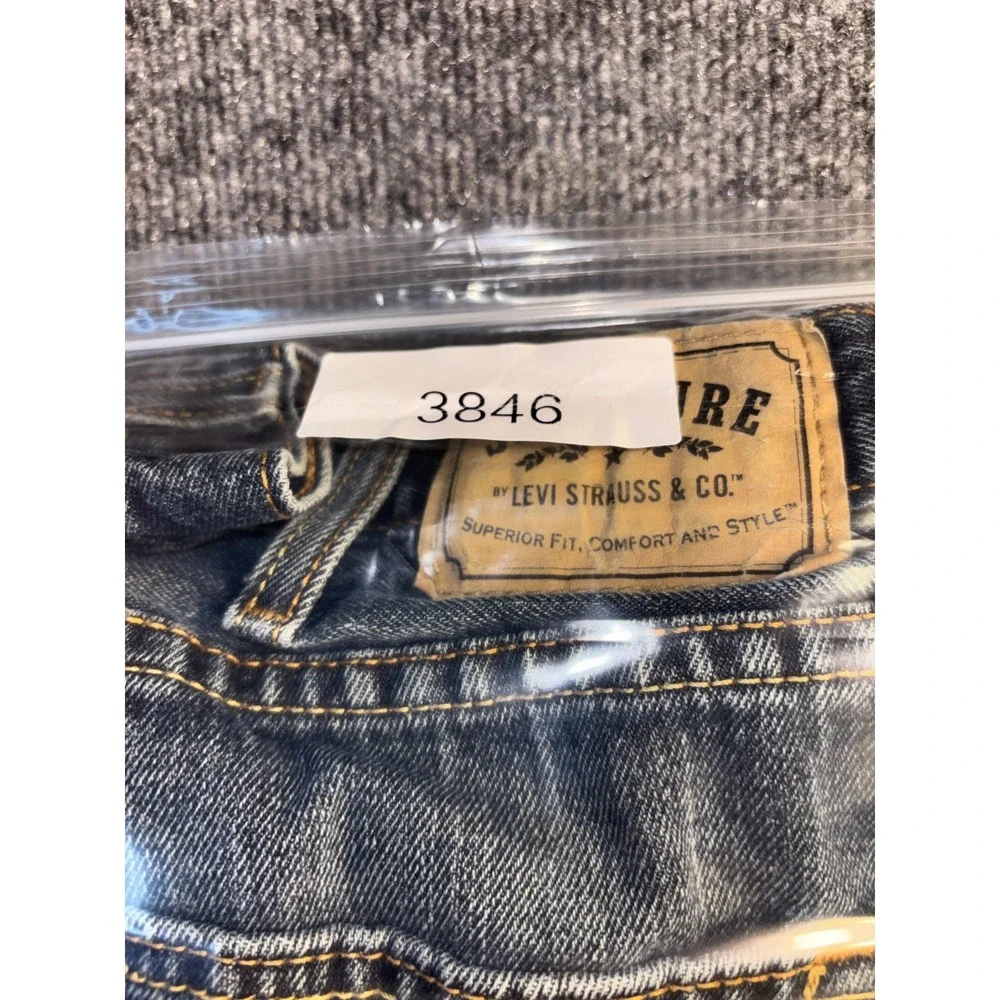 Levi's Jeans Men's‎ 38x29 Blue Denim Faded Medium Wash Relaxed Fit Straight Leg